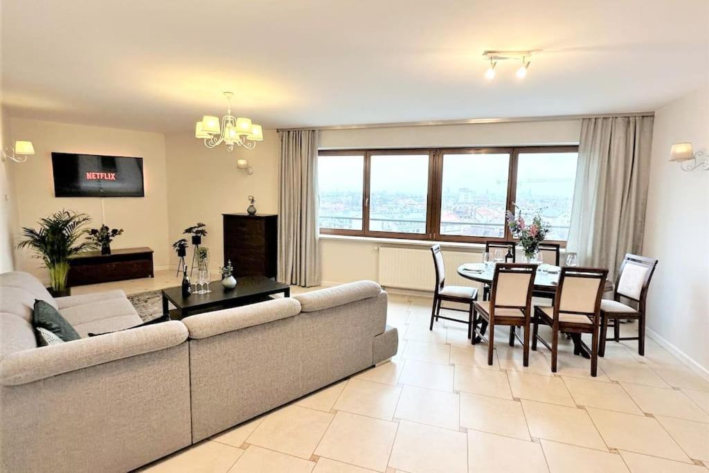 Exclusive Penthouse Near Citycenter 120M2 +Netflix 克拉科夫 外观 照片