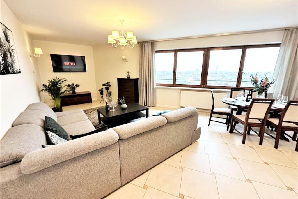 Exclusive Penthouse Near Citycenter 120M2 +Netflix 克拉科夫 外观 照片